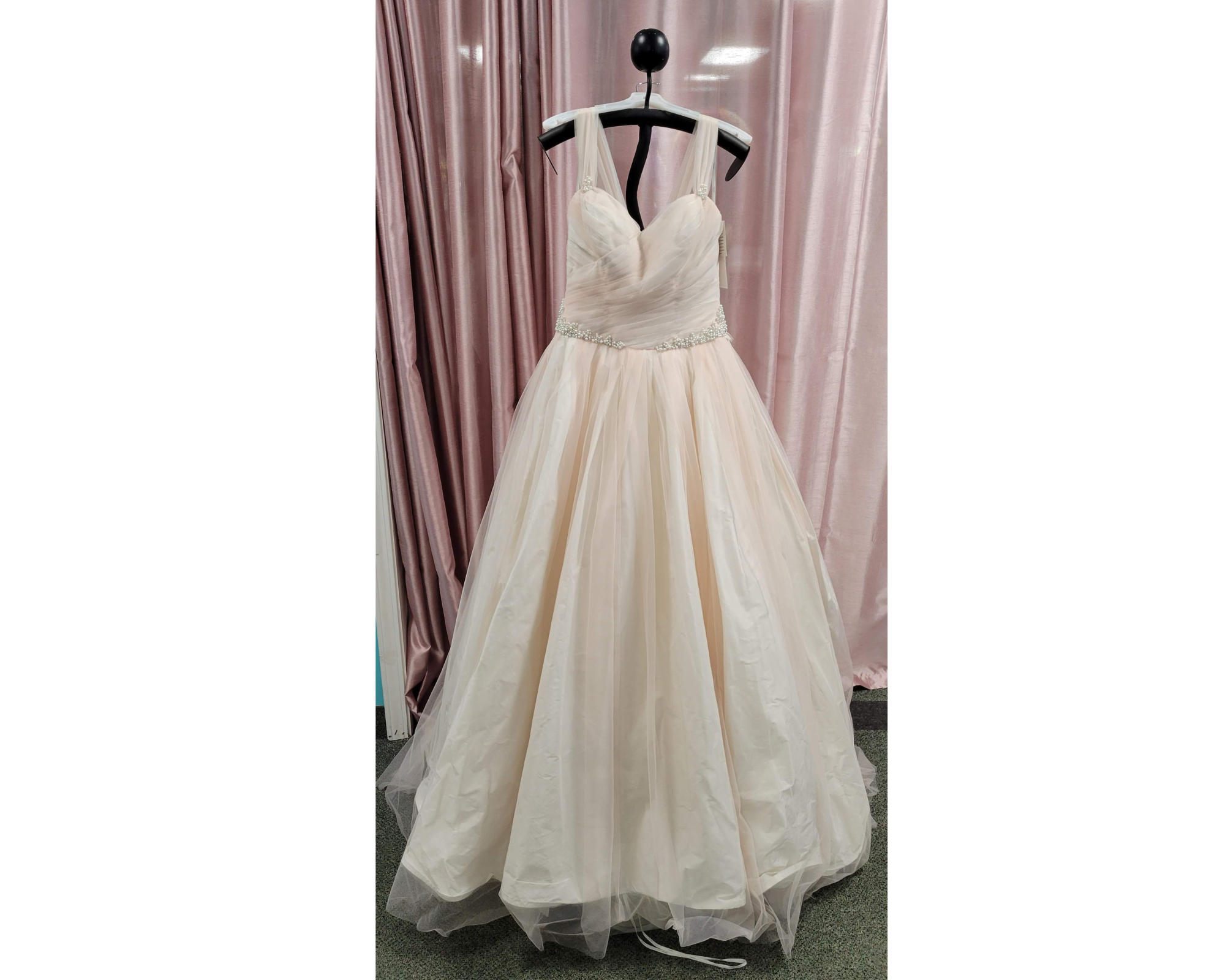 David's bridal wedding dress with long train online